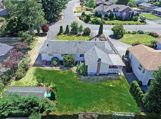 335 Mackenzie Dr, Camano Island, WA 98282