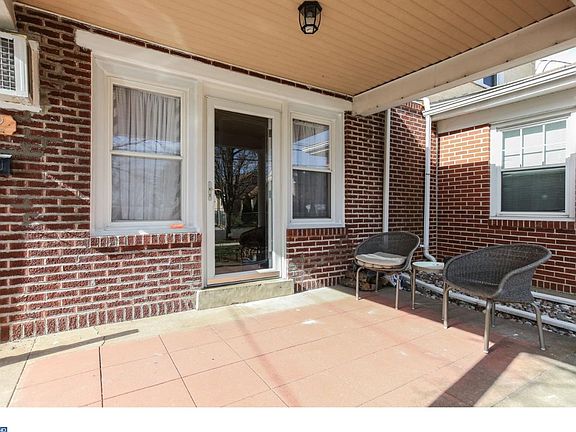 2nd image of 452 Burnley Ln