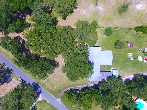 4th image of 410 Arthur Moore Dr