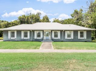120 S Pinaud St, Saint Martinville, LA 70582