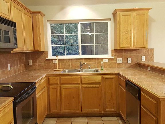 5th image of 1404 Teakwood Dr