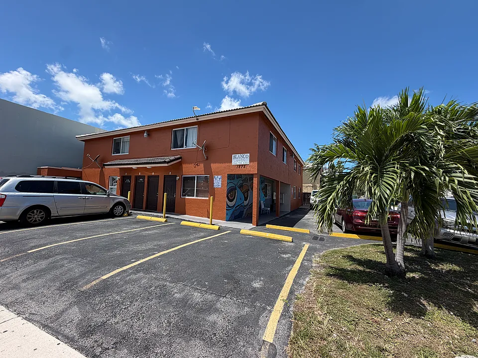 1875 NW 7th St #8