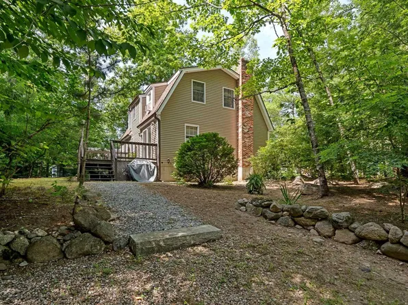 7 Sunrise Drive, Moultonborough, NH 03253