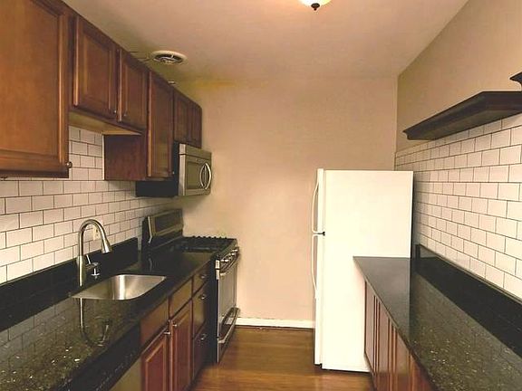 5th image of 10725 West Dr APT 102