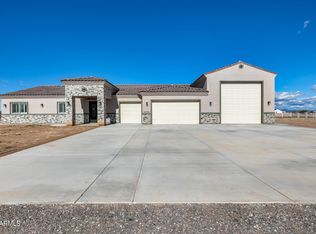 24036 W Cavedale Dr, Wittmann, AZ 85361