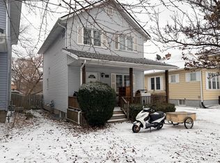 128 Stuart St, Sarnia, ON N7T 3B1