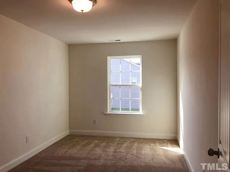 308 E Porthaven Way — Photo 8