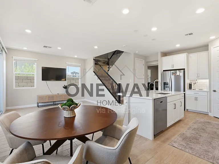 5832 E Rose Garden Ln — Photo 15