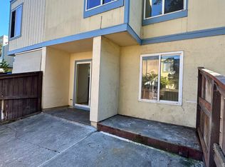 706 Simpson Pl, Santa Rosa, CA 95401