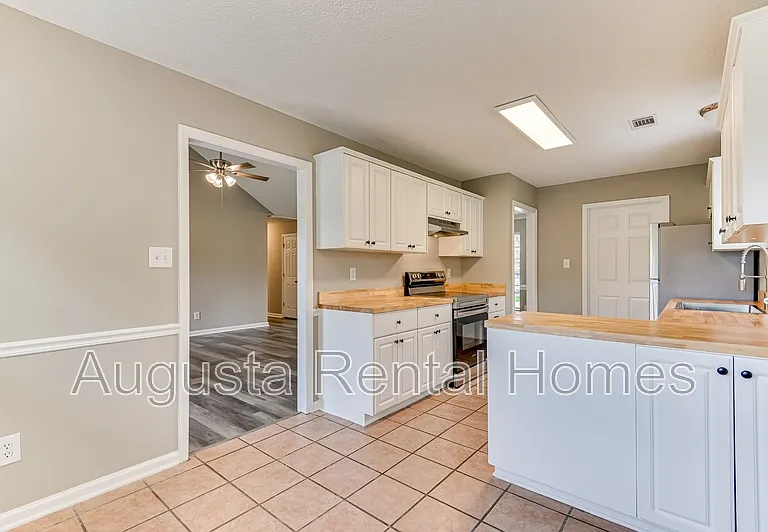 4416 Hatteras Dr — Photo 13