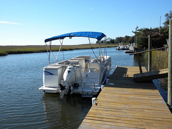 Wide lagoon to bay