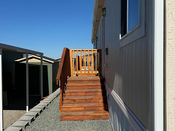 5th image of 1 Corral Ln #14