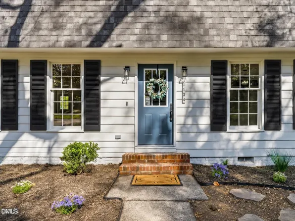 1134 Manchester Dr, Cary, NC 27511
