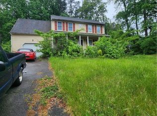3805 Redstone Dr, Henrico, VA 23294