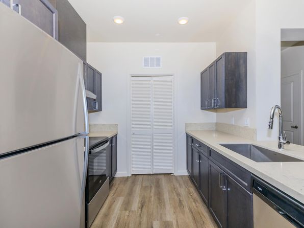 925 W Lathrop Rd #232