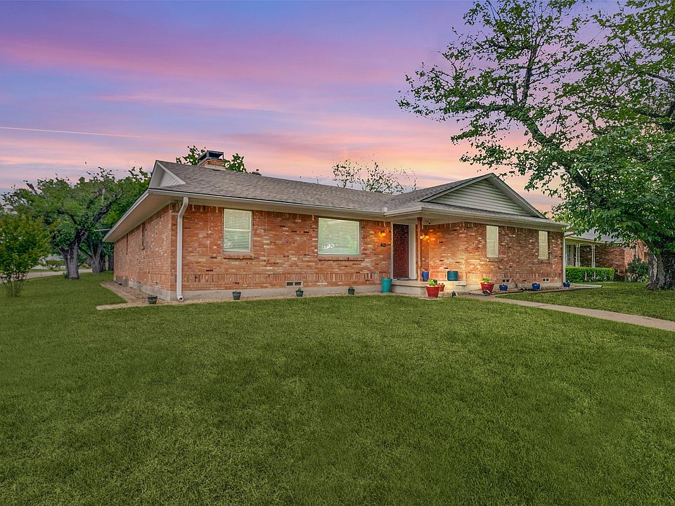 1st image of 2633 Dorrington Dr