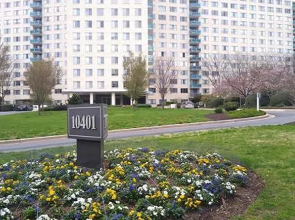 10401 Grosvenor Pl, Rockville, MD