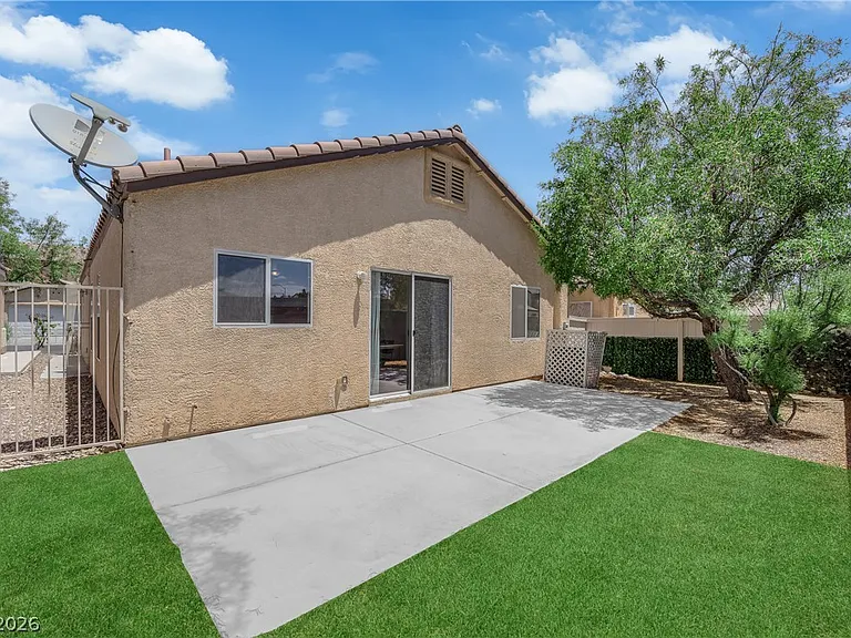 5079 Desert Dandelion Ct — Photo 23