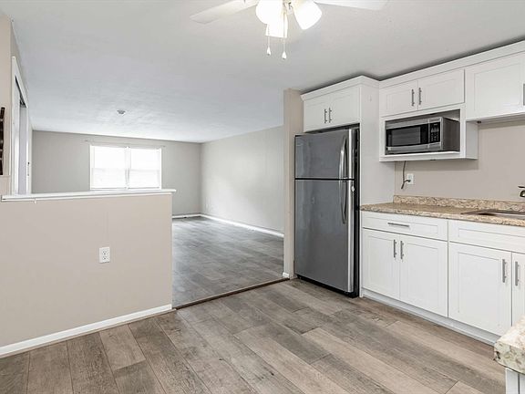 4th image of 9 Cross St APT 7