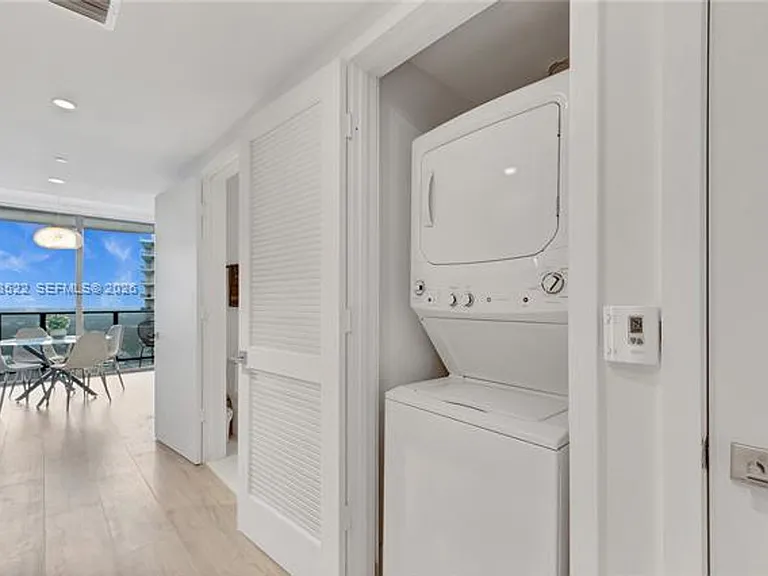 121 NE 34th St #2815 — Photo 9