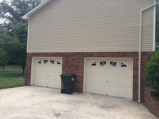 3rd image of 4596 Lee Dr NW