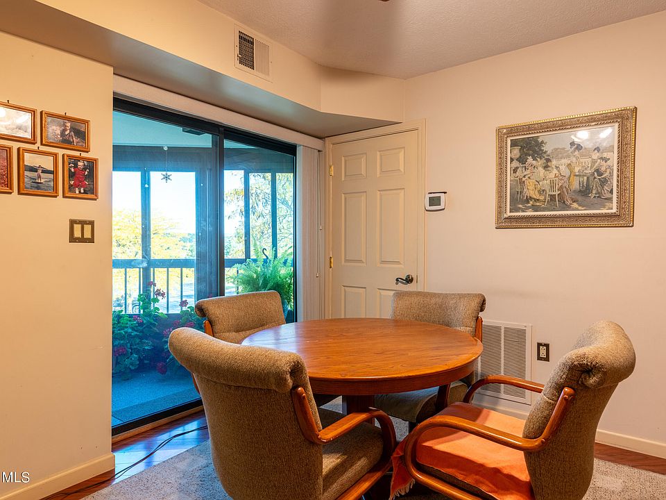 415 Parkview Ln Altoona PA Zillow