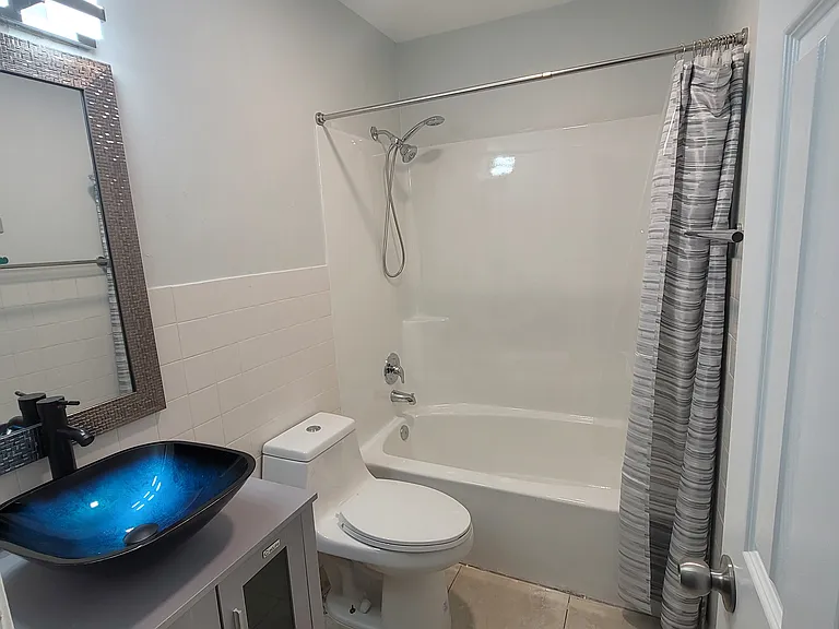 1021 N 61st Ave #1021 — Photo 5