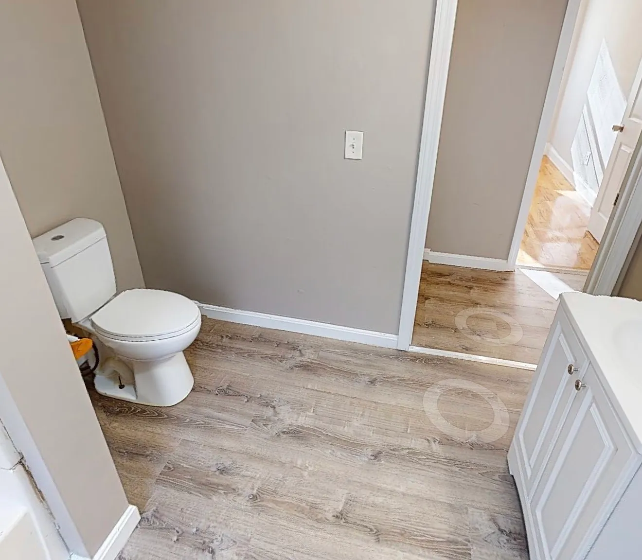 4 bed, 1500 sqft, $2,200 — Photo 2