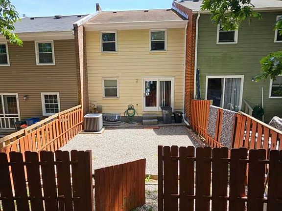 3rd image of 1920 Mariner Ln