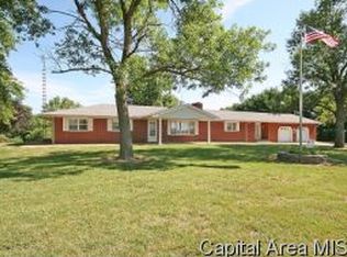 9937 Bell Fountain Rd, Dawson, IL 62520