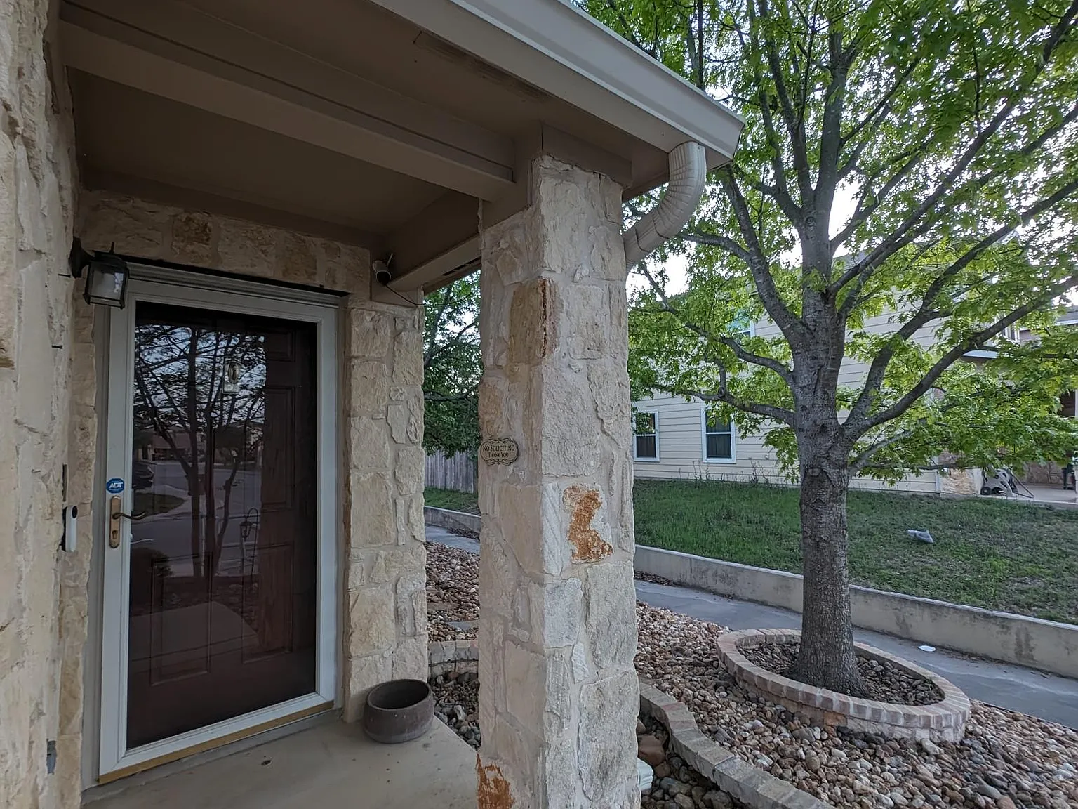 4 bed, 1542 sqft, $1,850 — Photo 3