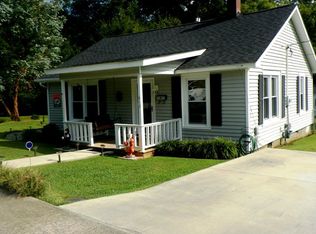 410 Perry St, Abbeville, SC 29620