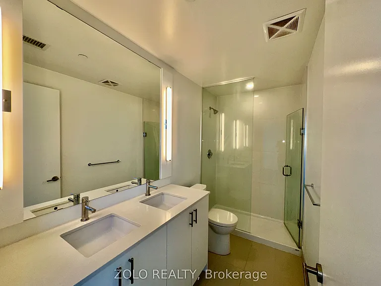 180 Veterans Dr #809 — Photo 12