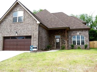 2931 Lightning Bug Dr, Murfreesboro, TN 37129