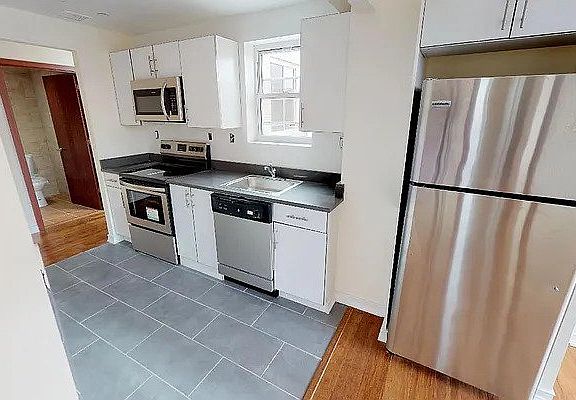 3rd image of 82-76 116th St #802
