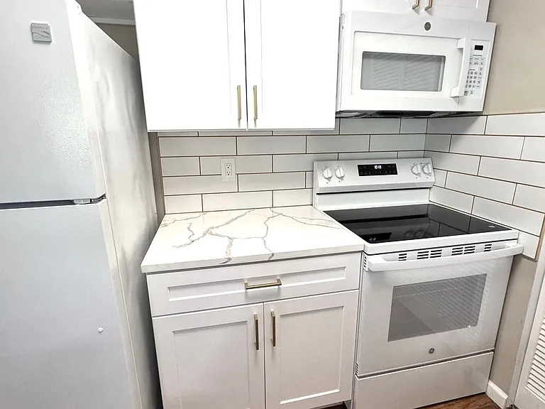 1502 The Woods — Photo 14