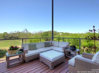 875 Rusk St, New Braunfels, TX 78130