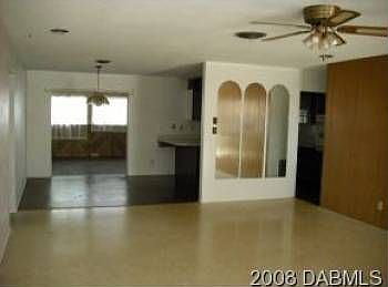 2nd image of 1494 Carmen Ave