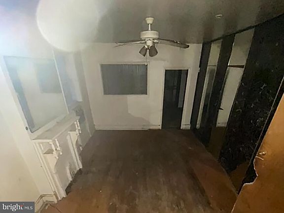 4th image of 423 N Salford St