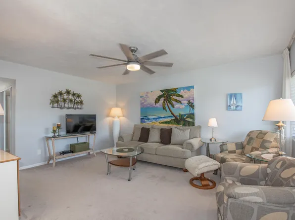 3240 Lake Osborne Drive #201, Lake Worth Beach, FL 33461