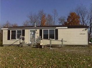59547 Indian Lake Rd, Dowagiac, MI 49047