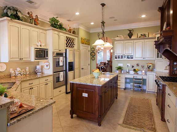 5th image of 132 Serenoa Dr