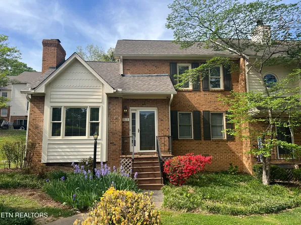 915 Miles Ct, Knoxville, TN 37923