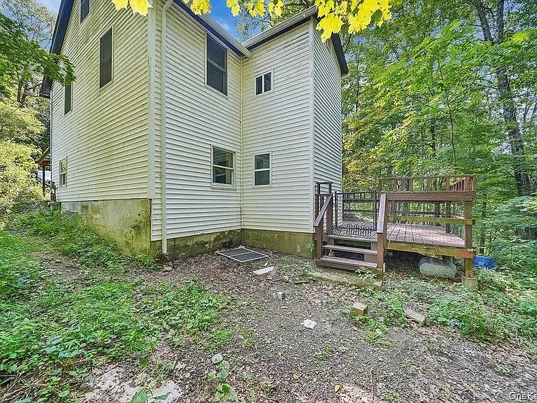 425 Old Dutch Hollow Rd — Photo 25