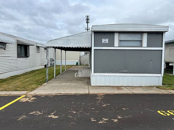 2nd image of 25214 Gratiot Ave Lot 66