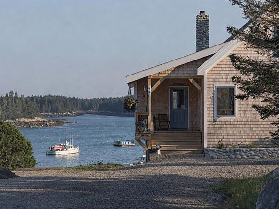 2nd image of 28 City Point Road