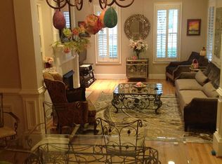 8620 Parker Pl, Roswell, GA 30076