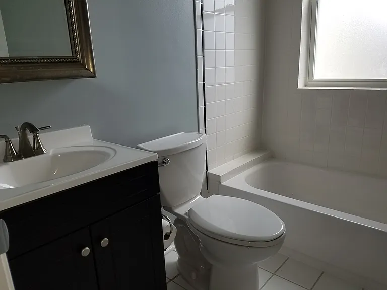 905 Kearny St NE — Photo 36