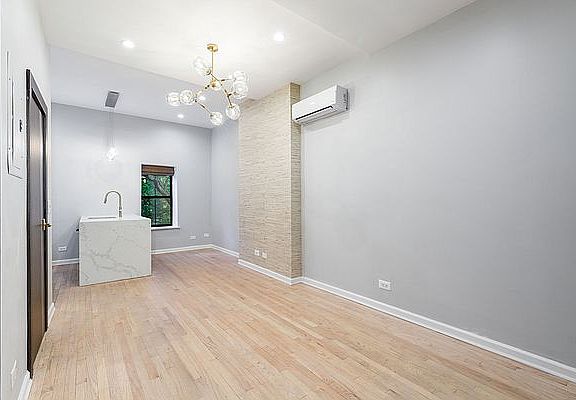 4th image of 345 Quincy St APT 3