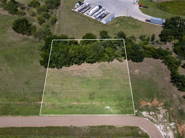 6 Lakewood Dr, Whitney, TX 76692